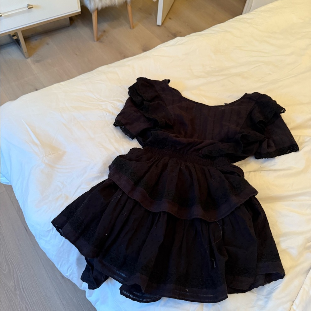 Size Small Black Ruffle Mini Lait Collection - Picture 5 of 6